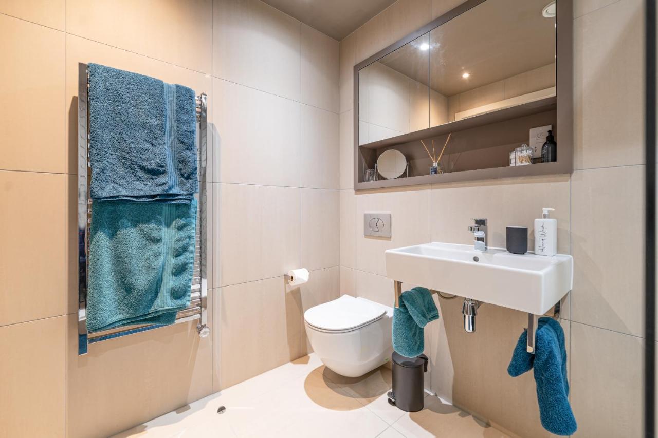 Entire 2 Bed - Free Parking - No. 35 - The Cosy Collection Ltd Apartamento