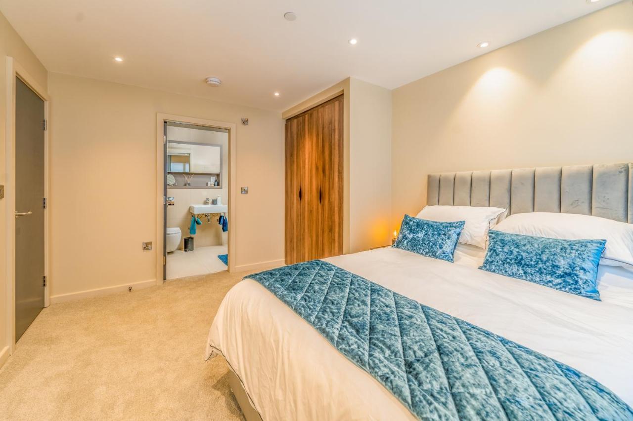 Entire 2 Bed - Free Parking - No. 35 - The Cosy Collection Ltd