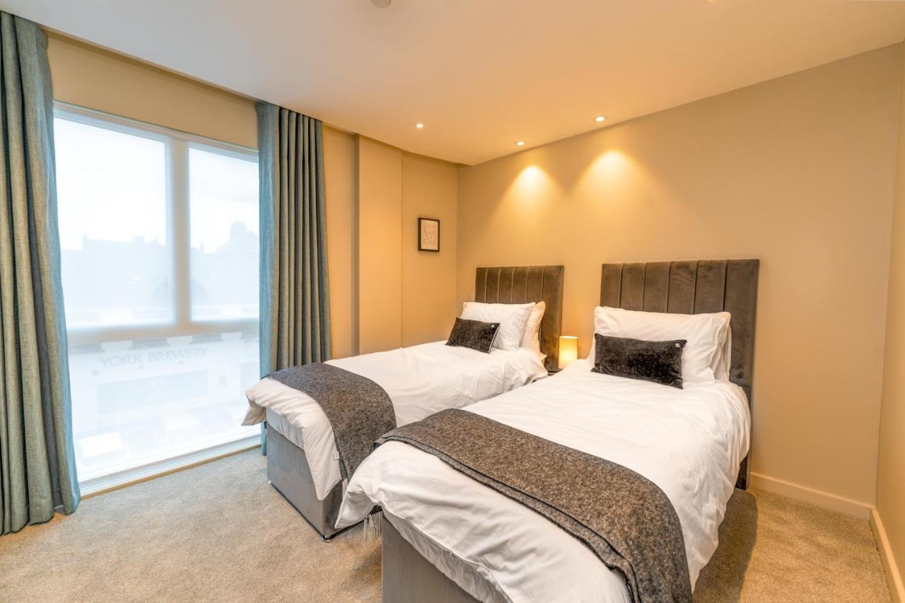 Apartamento Entire 2 Bed - Free Parking - No. 35 - The Cosy Collection Ltd